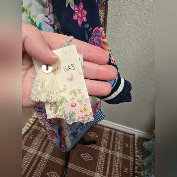 JOHNNY WAS NWT Printed Silk FIORI LONG COAT Duster REVERSIBLE Kimono Small - Picture 7 of 16